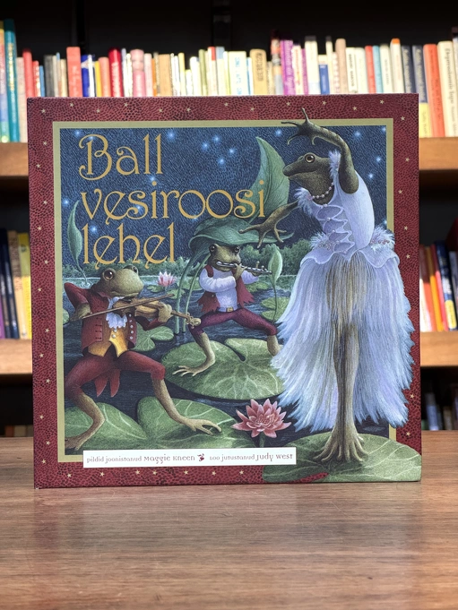 Ball vesiroosi lehel
