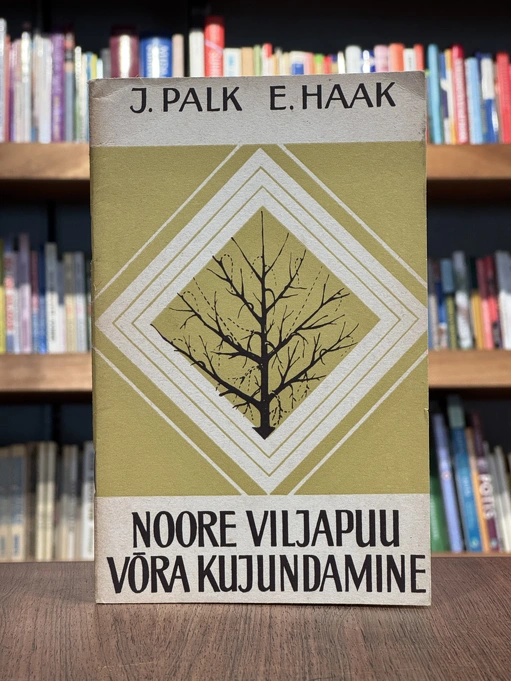 Noore viljapuu võra kujundamine