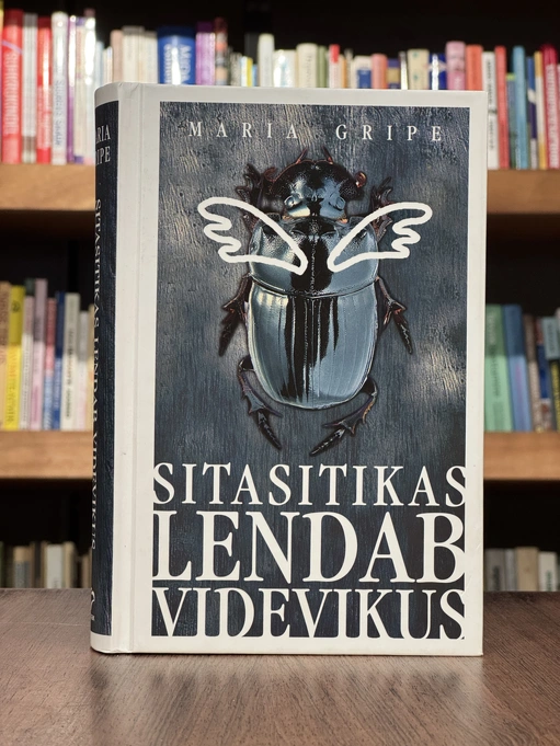 Sitasitikas lendab videvikus